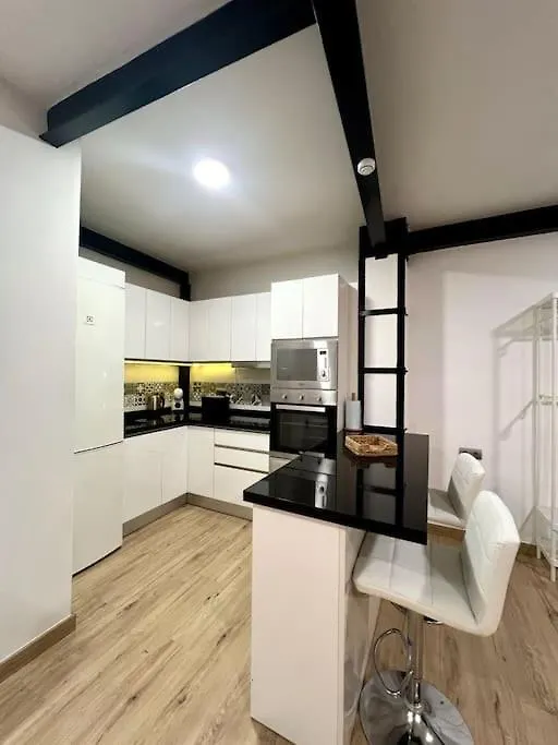 Duplex Cienfuegos I & Old Town By Ele Apartments Malaga