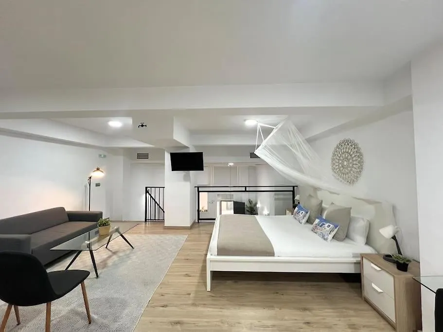 Duplex Cienfuegos I & Old Town By Ele Apartments Malaga